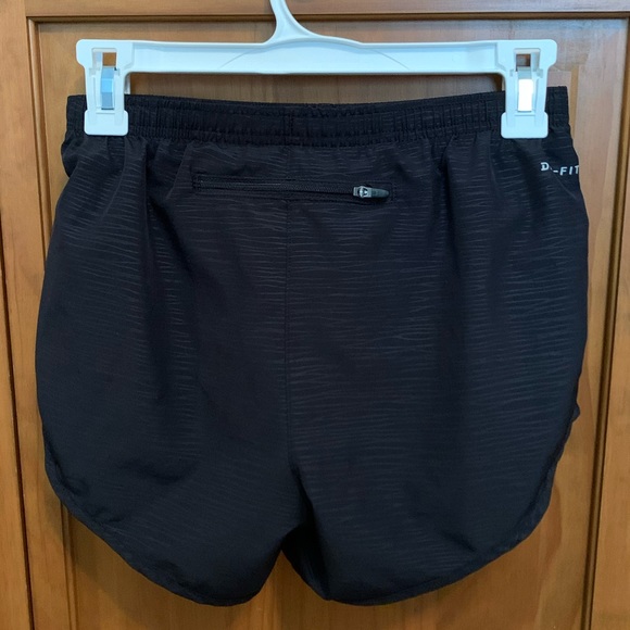 Nike dri-fit running shorts - Picture 3 of 4